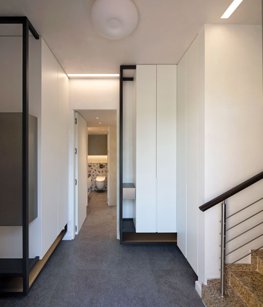 i+g space